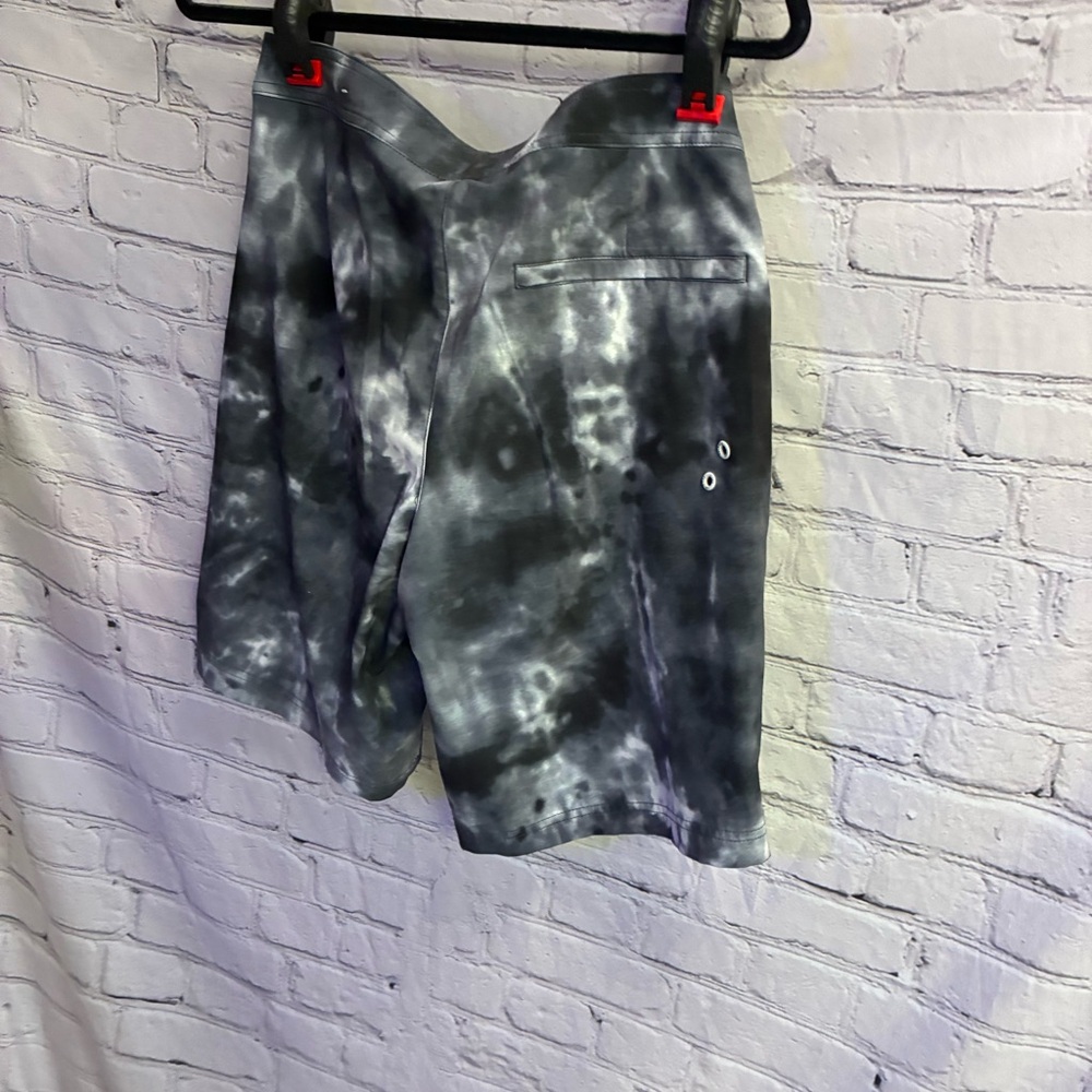 AE American Eagle Men’s Tie Dye Swim Trunks Size Small Board Shorts Black White - Picture 8 of 10